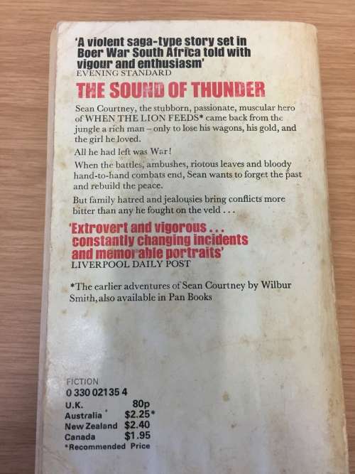 THE SOUND OF THUNDER - WILBUR SMITH